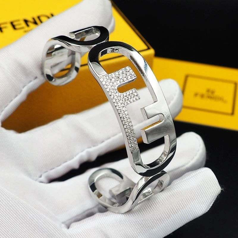 Fendi Bracelets Snug 212637