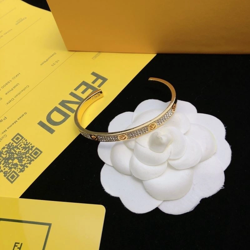Fendi Bracelets Sleek 212633