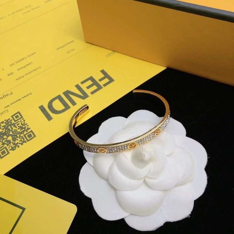 Fendi Bracelets Sleek 212633