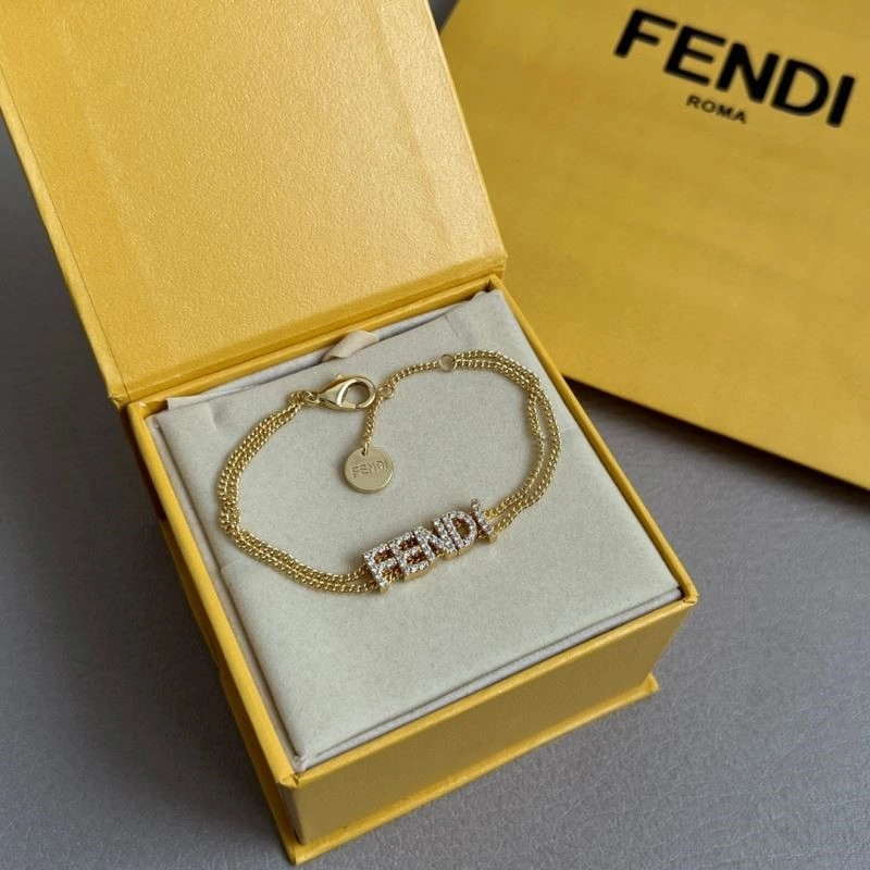 ModernLook Fendi Bracelets 209358