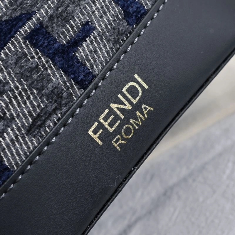 TravelReady Fendi Bucket Bags 85408