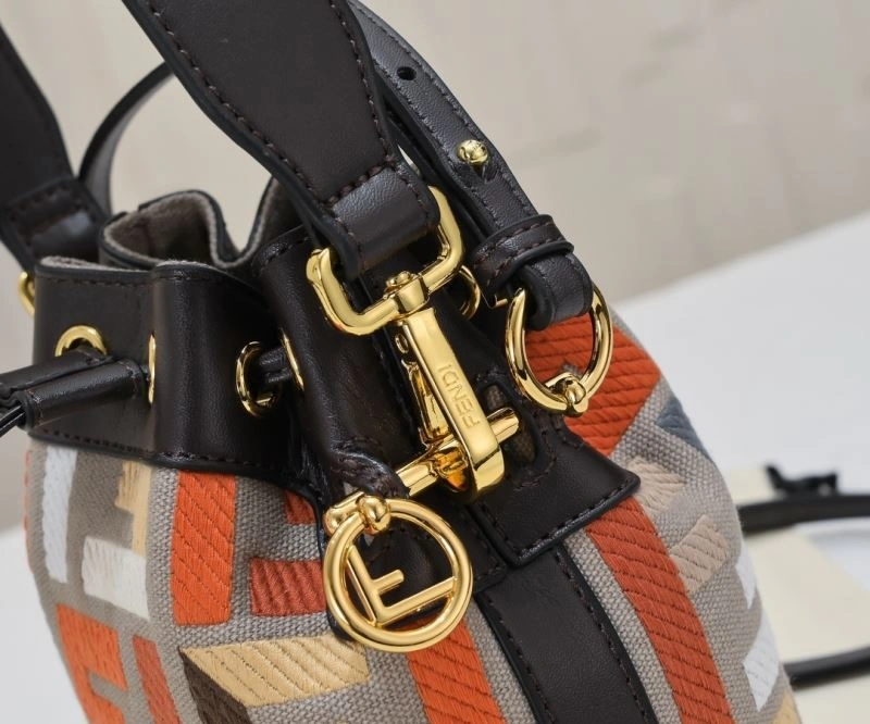 Fendi Bucket Bags Attractive 85398