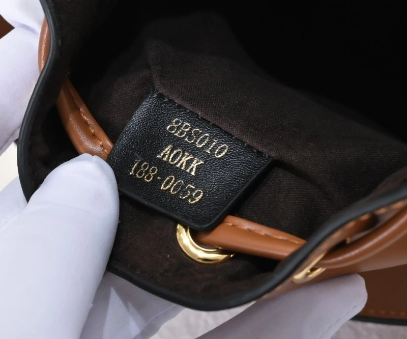 Timeless Fendi Bucket Bags 85430