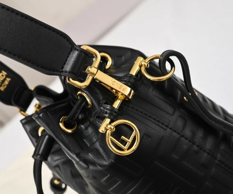 WellDesigned Fendi Bucket Bags 85387