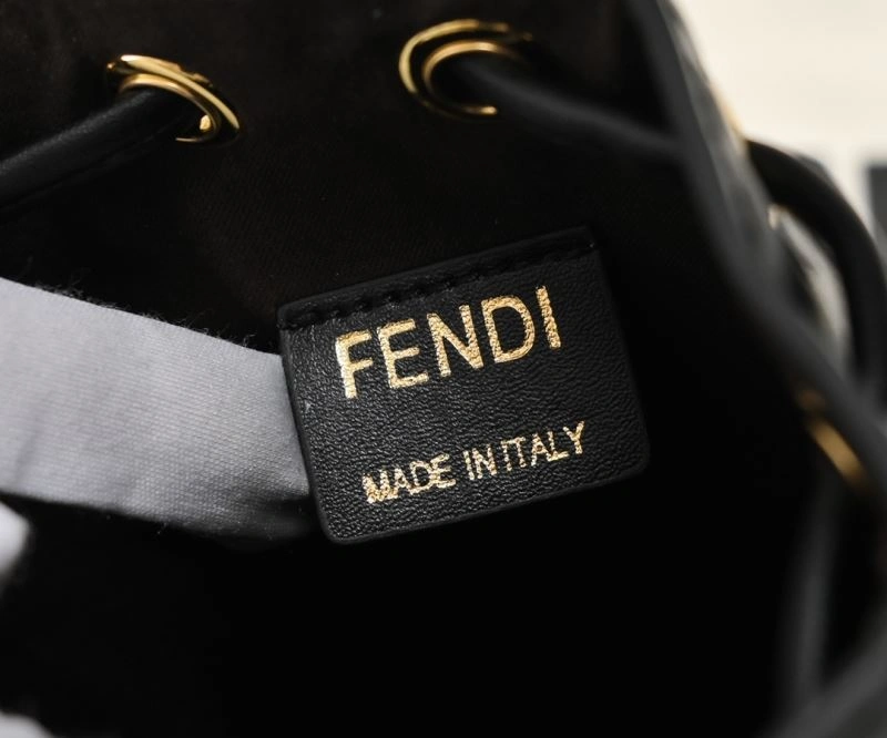 WellDesigned Fendi Bucket Bags 85387