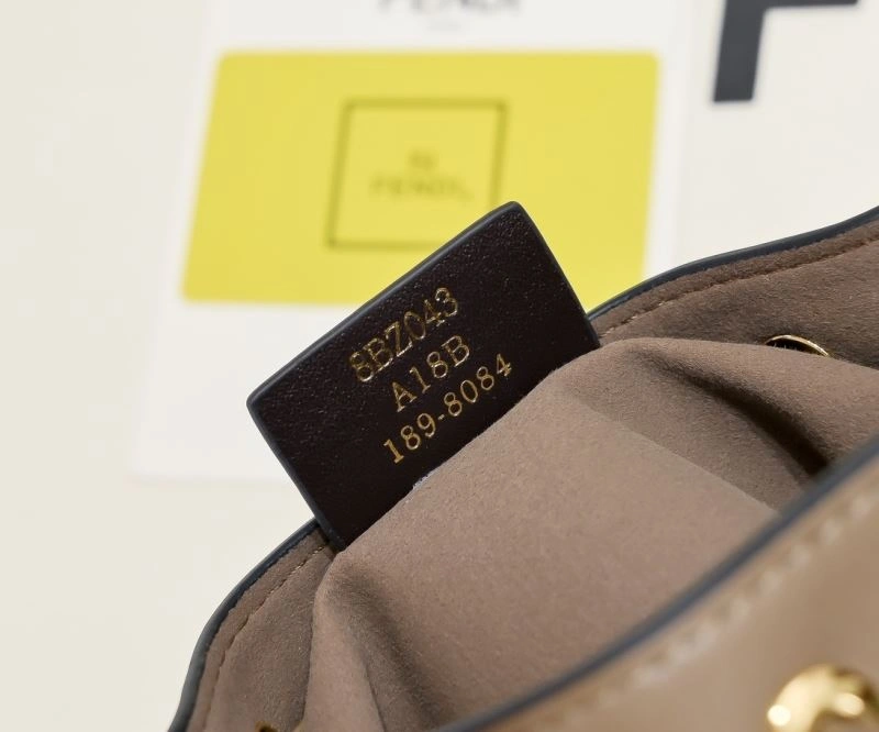 Cozy Fendi Bucket Bags 85386