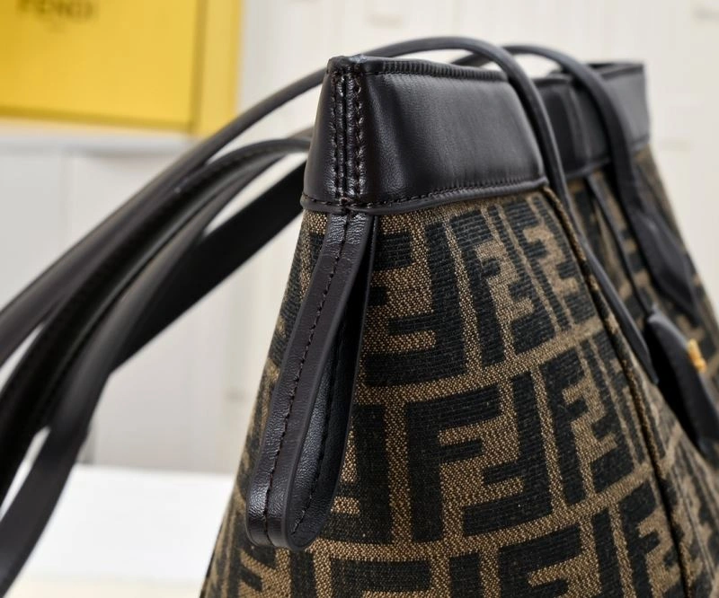 Fendi Bucket Bags Fashionable 85382