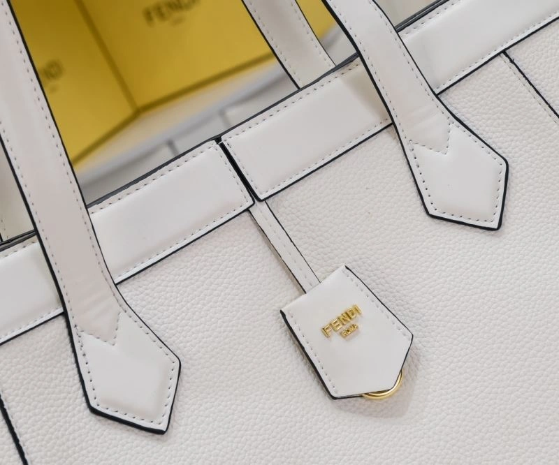 Fendi Bucket Bags Sleek 85368