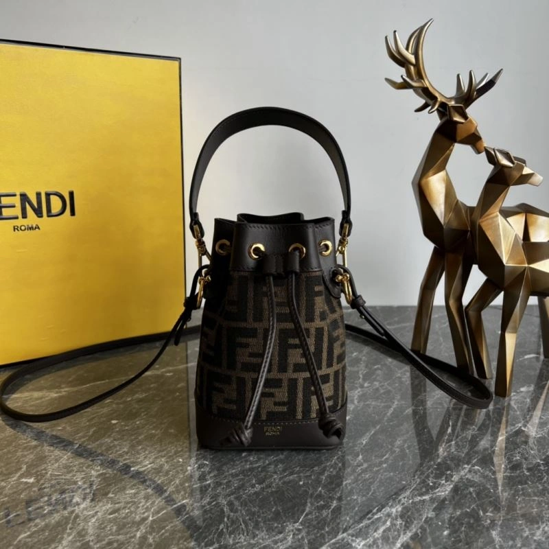 Fendi Bucket Bags ZipUp 78291