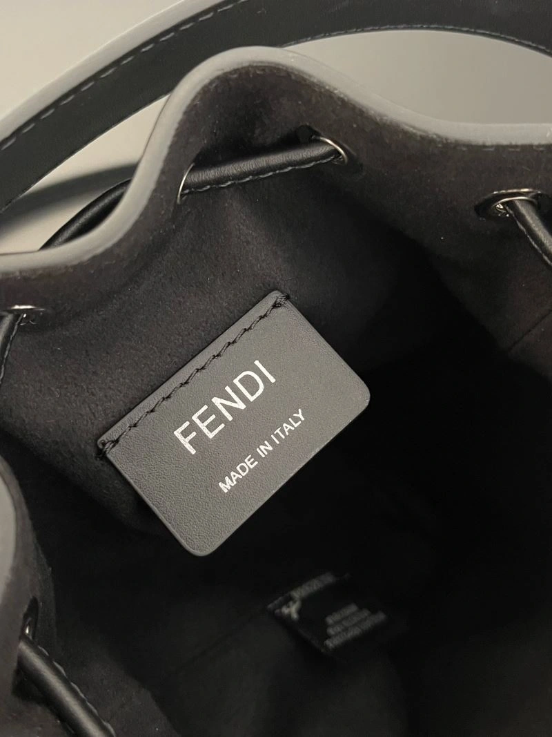 Sporty Fendi Bucket Bags 78289