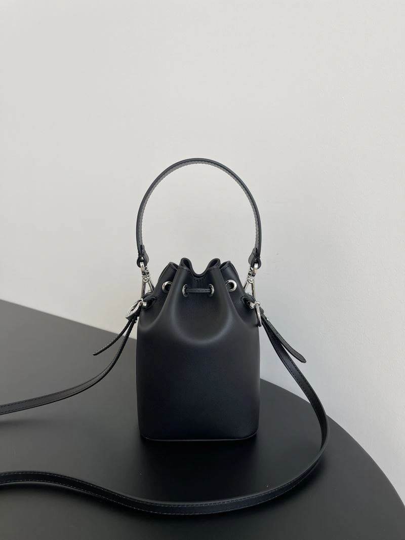 Sporty Fendi Bucket Bags 78289