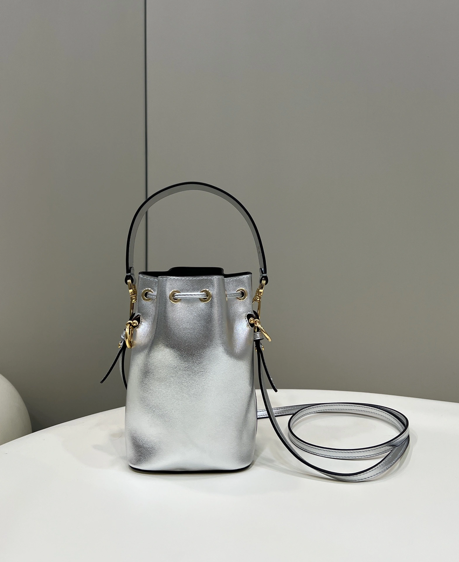 WaterResistant Fendi Bucket Bags 76850