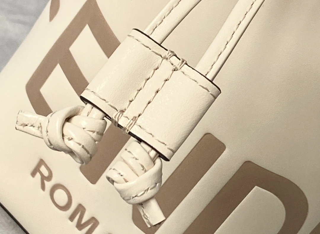 Fendi Bucket Bags Durable 76847