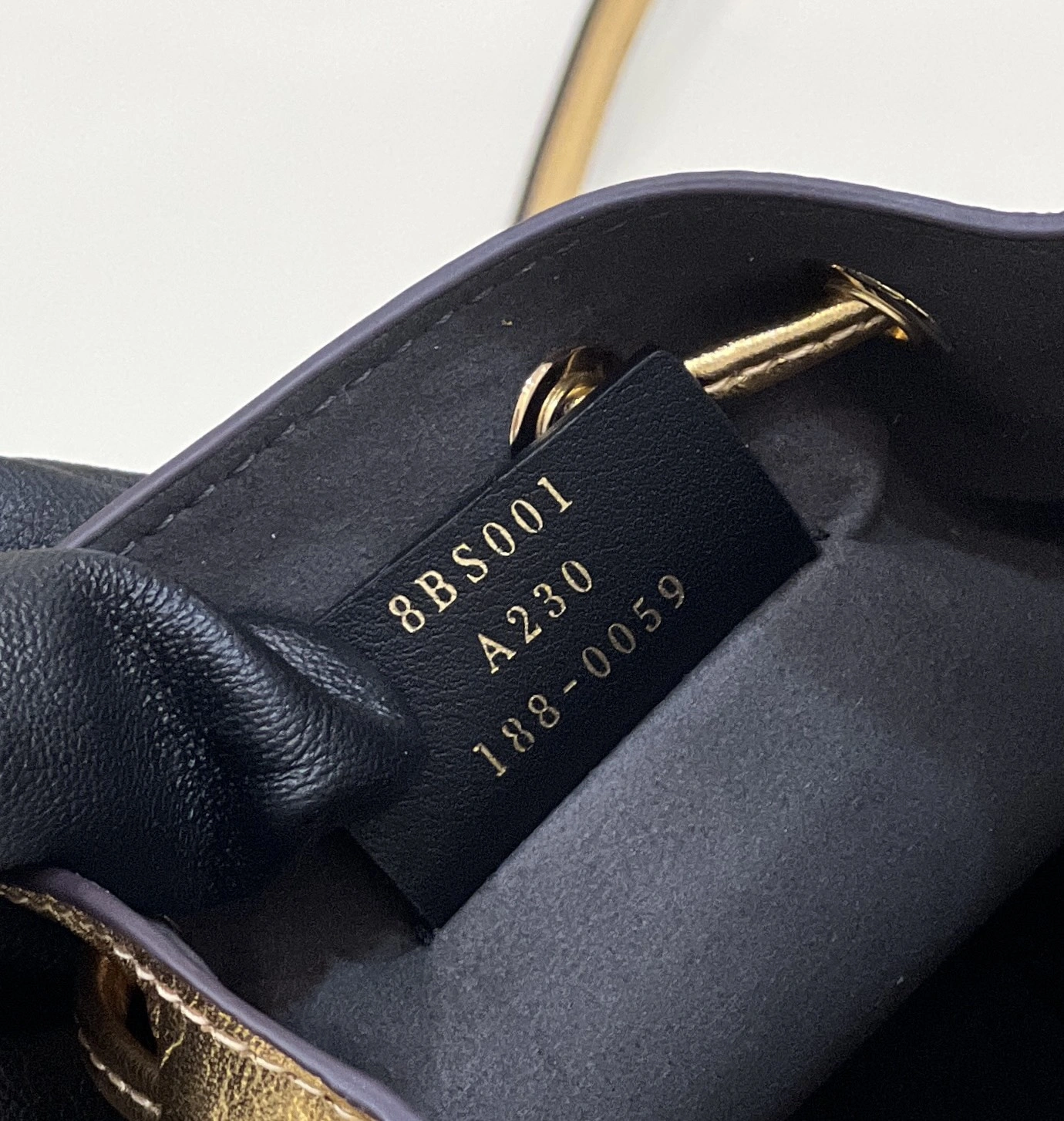 ComfortFit Fendi Bucket Bags 76828