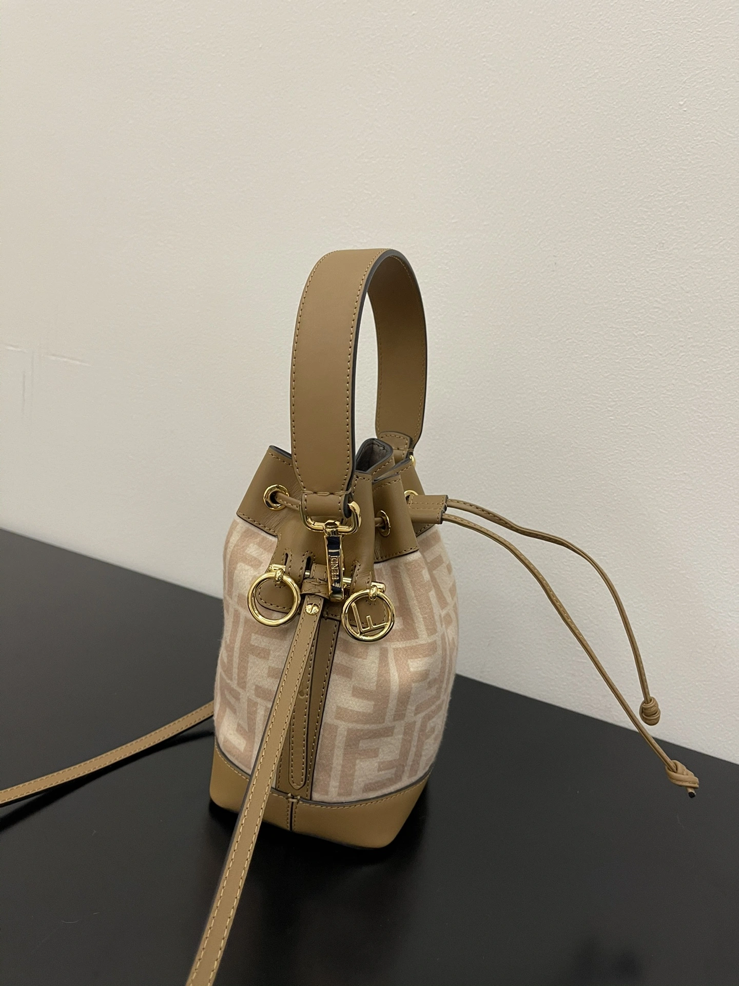 Packable Fendi Bucket Bags 76835
