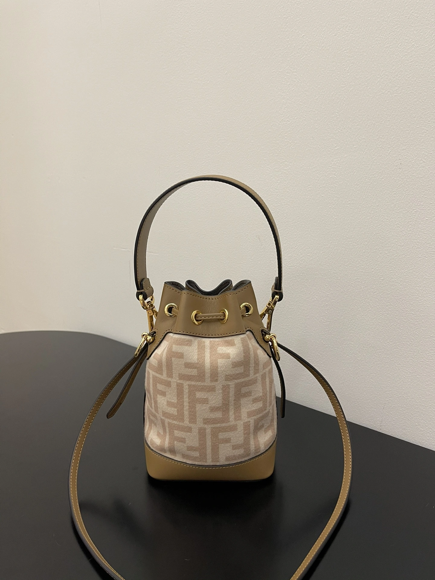 Packable Fendi Bucket Bags 76835