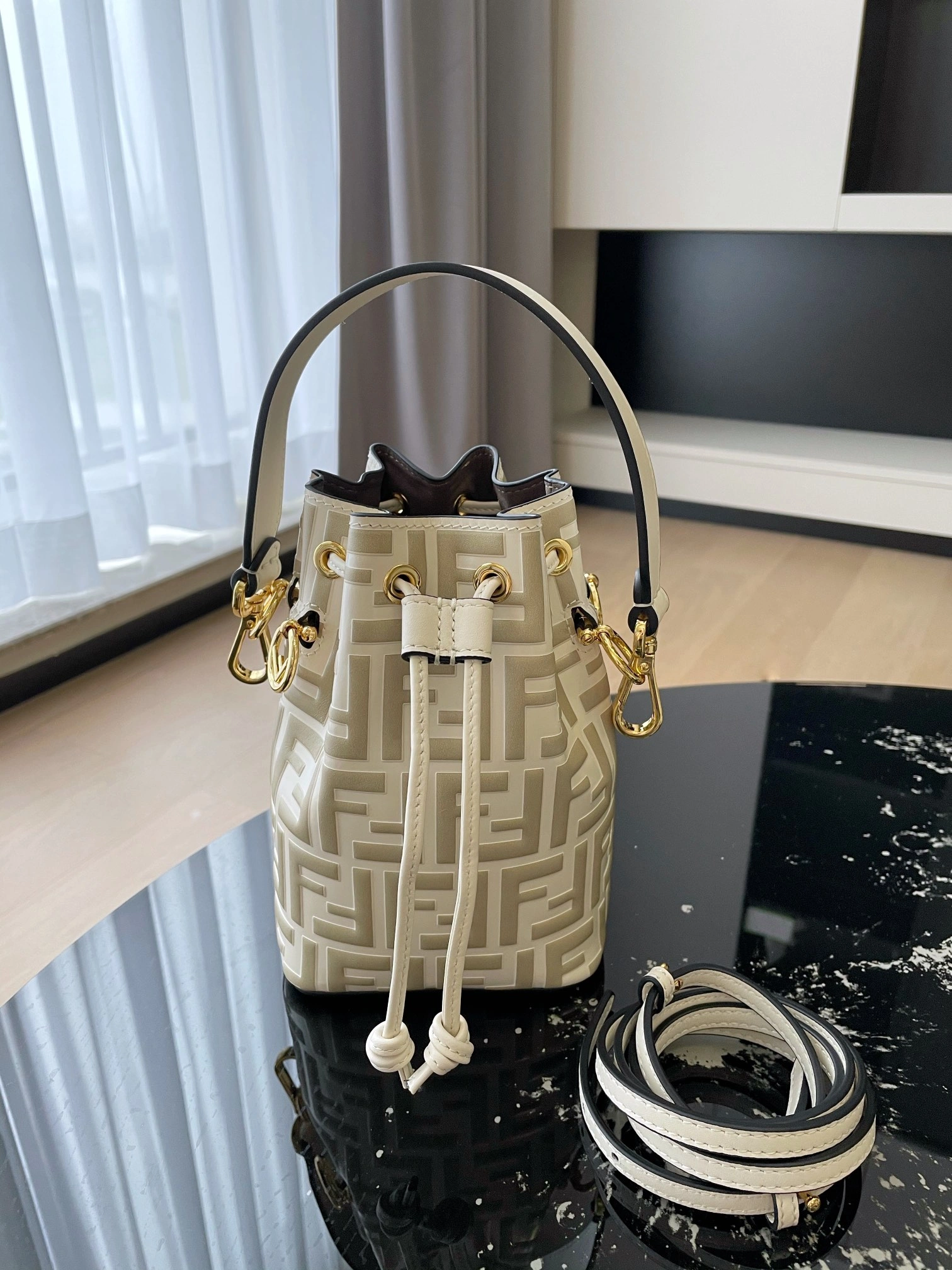 Durable Fendi Bucket Bags 76820