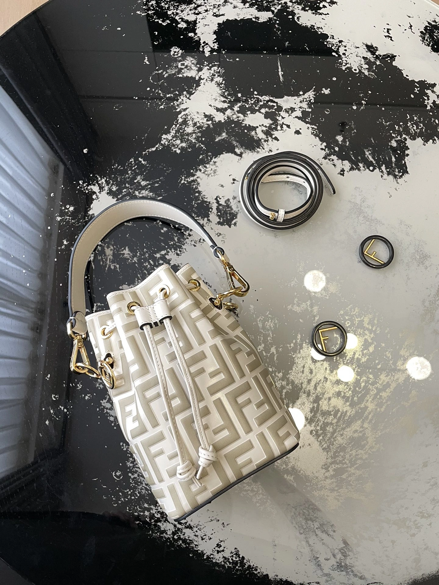 Durable Fendi Bucket Bags 76820
