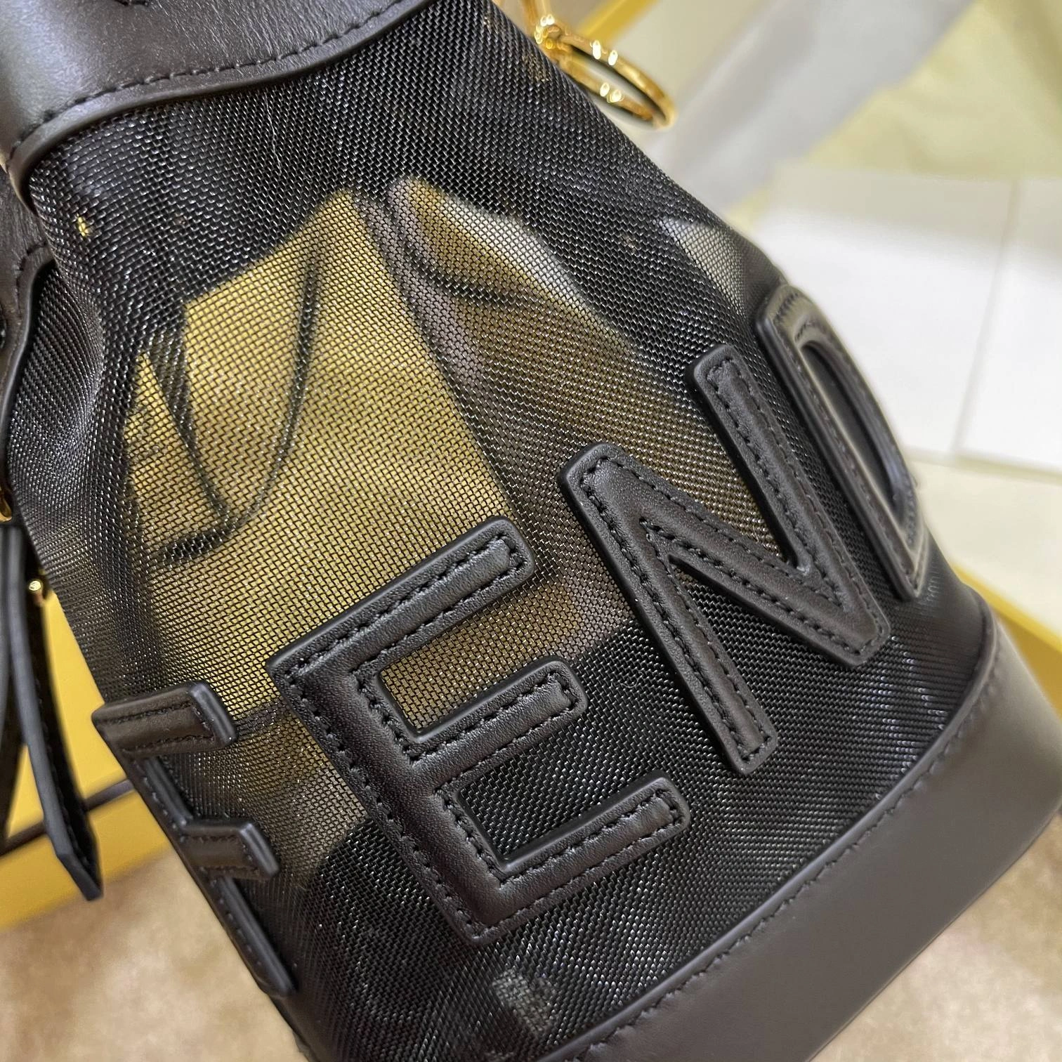 UrbanChic Fendi Bucket Bags 76838