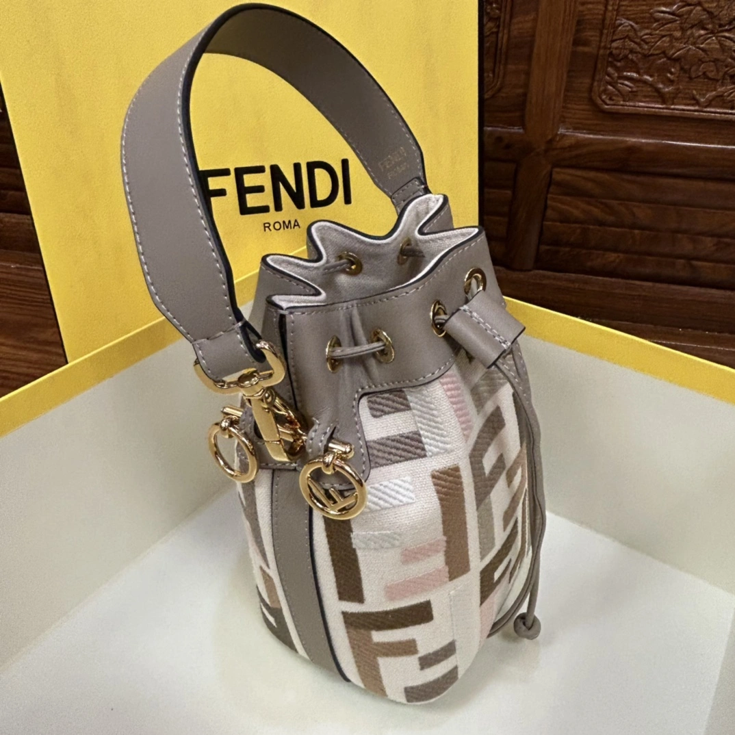 Fendi Bucket Bags Unique 76844