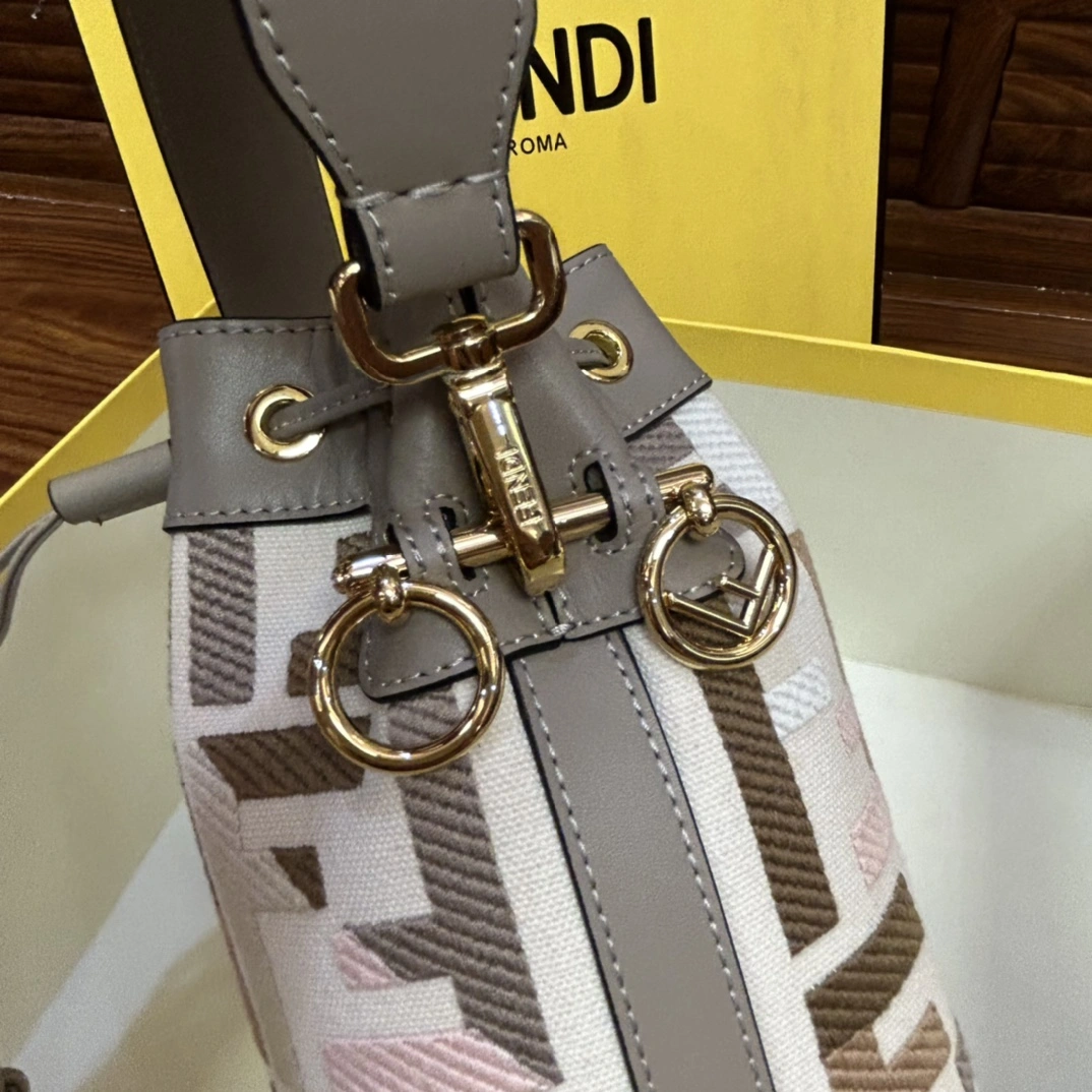 Fendi Bucket Bags Unique 76844