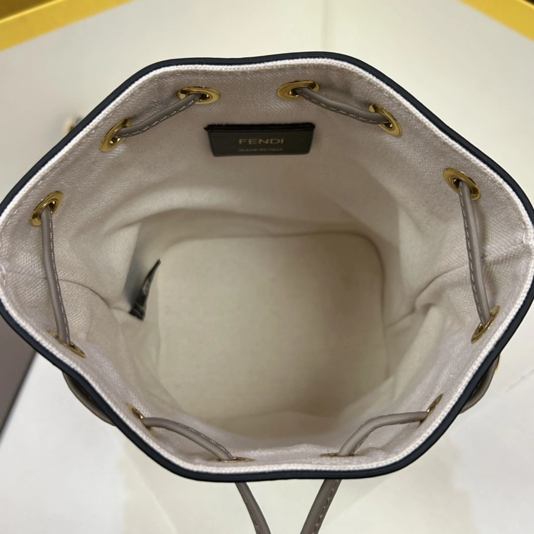 Fendi Bucket Bags Unique 76844