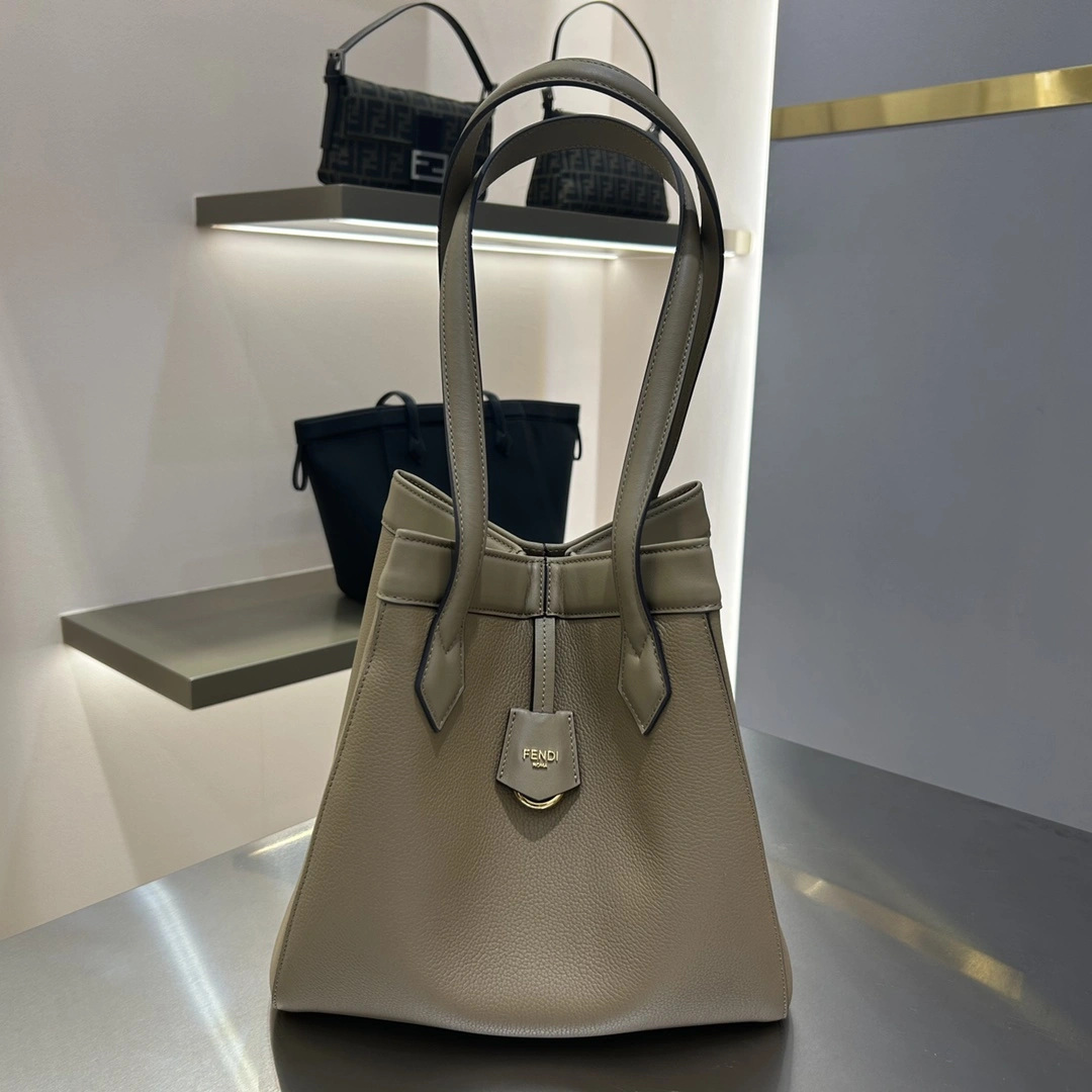 Contemporary Fendi Bucket Bags 76837
