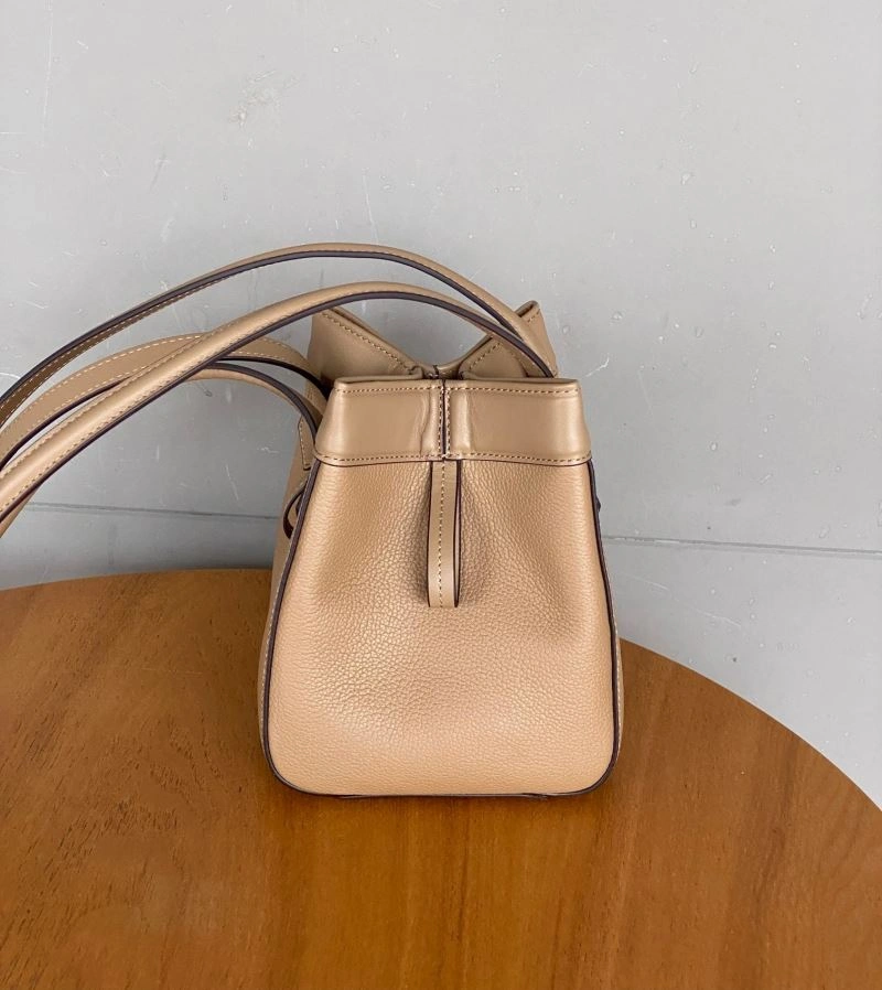 Fendi Bucket Bags Attractive 72954