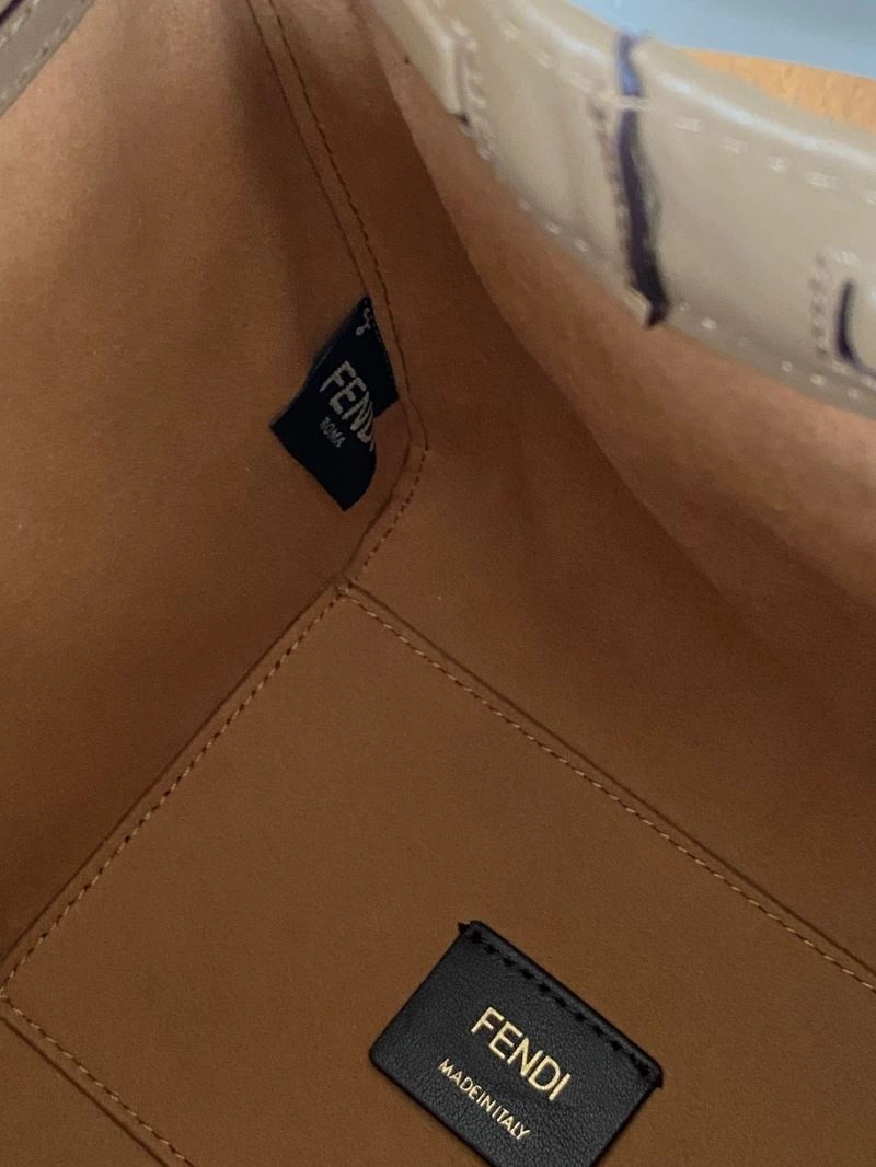 Fendi Bucket Bags Attractive 72954