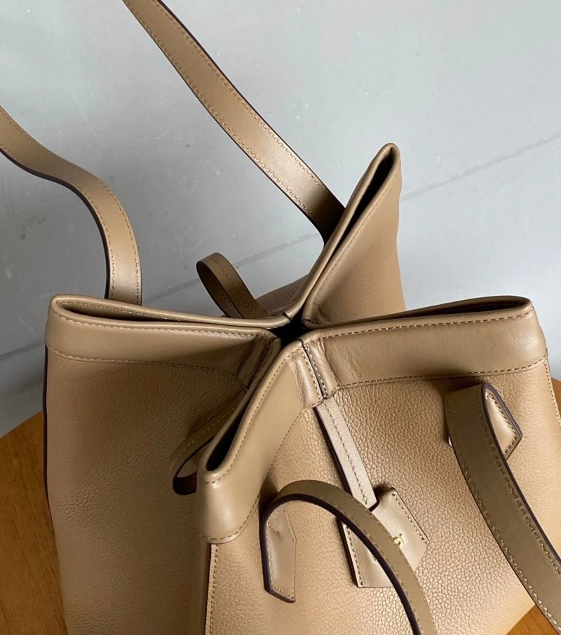 Breathable Fendi Bucket Bags 72955