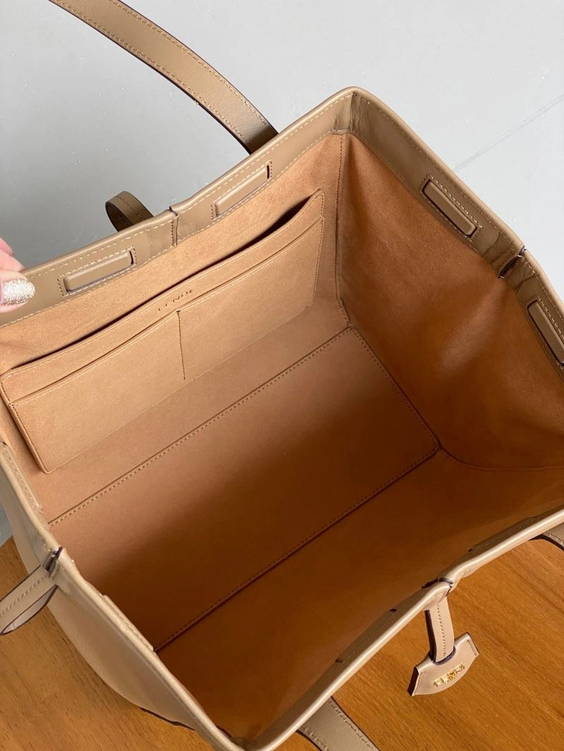 Breathable Fendi Bucket Bags 72955