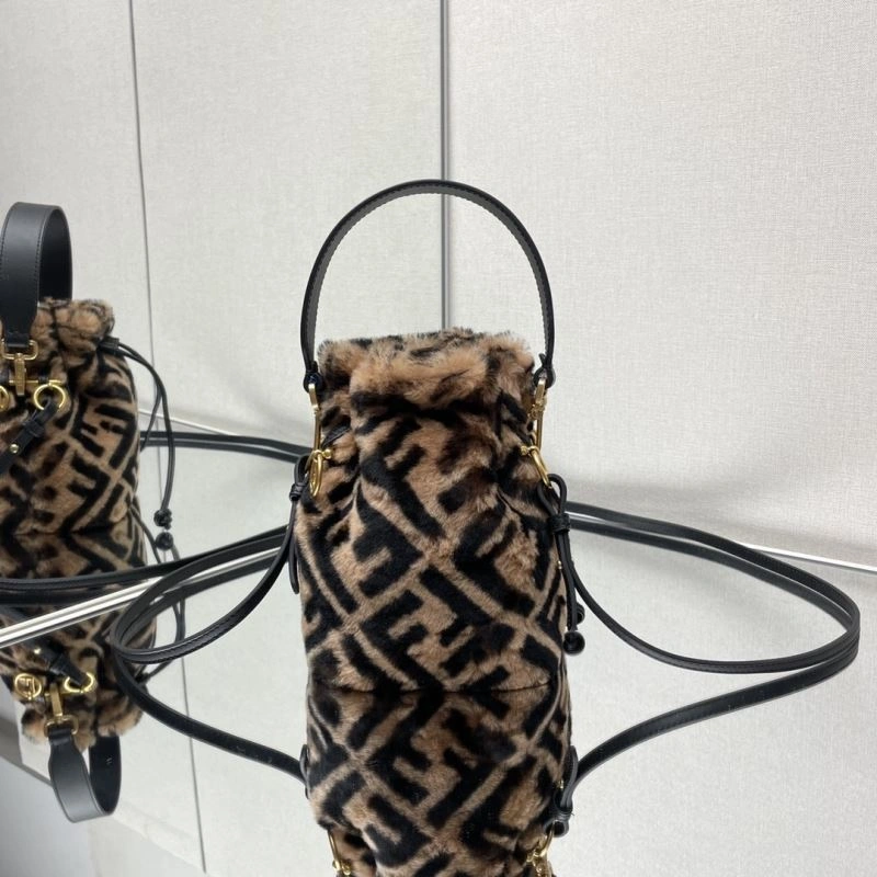 Affordable Fendi Bucket Bags 72951