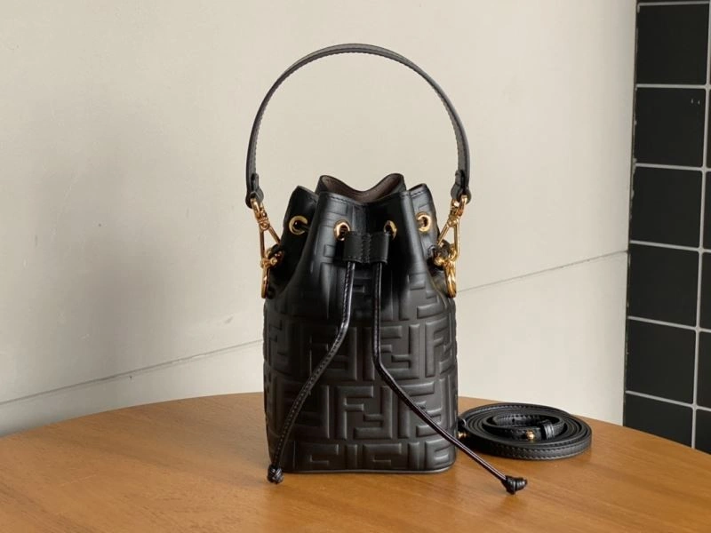 Fendi Bucket Bags DailyWear 73026