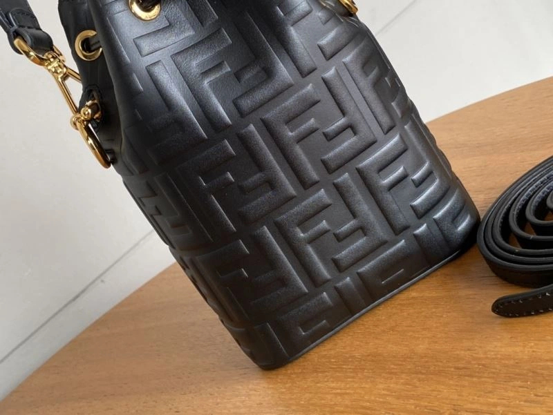 Fendi Bucket Bags DailyWear 73026