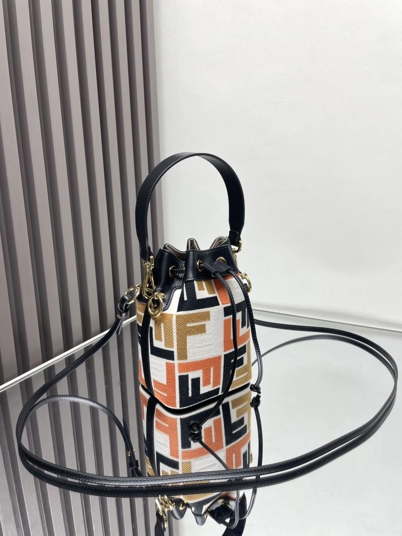 Fendi Bucket Bags Supportive 72945