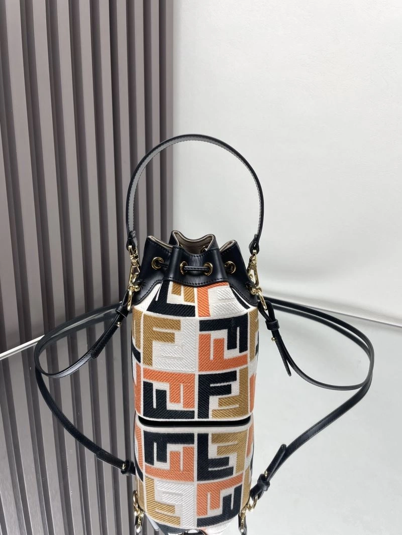 Fendi Bucket Bags Supportive 72945