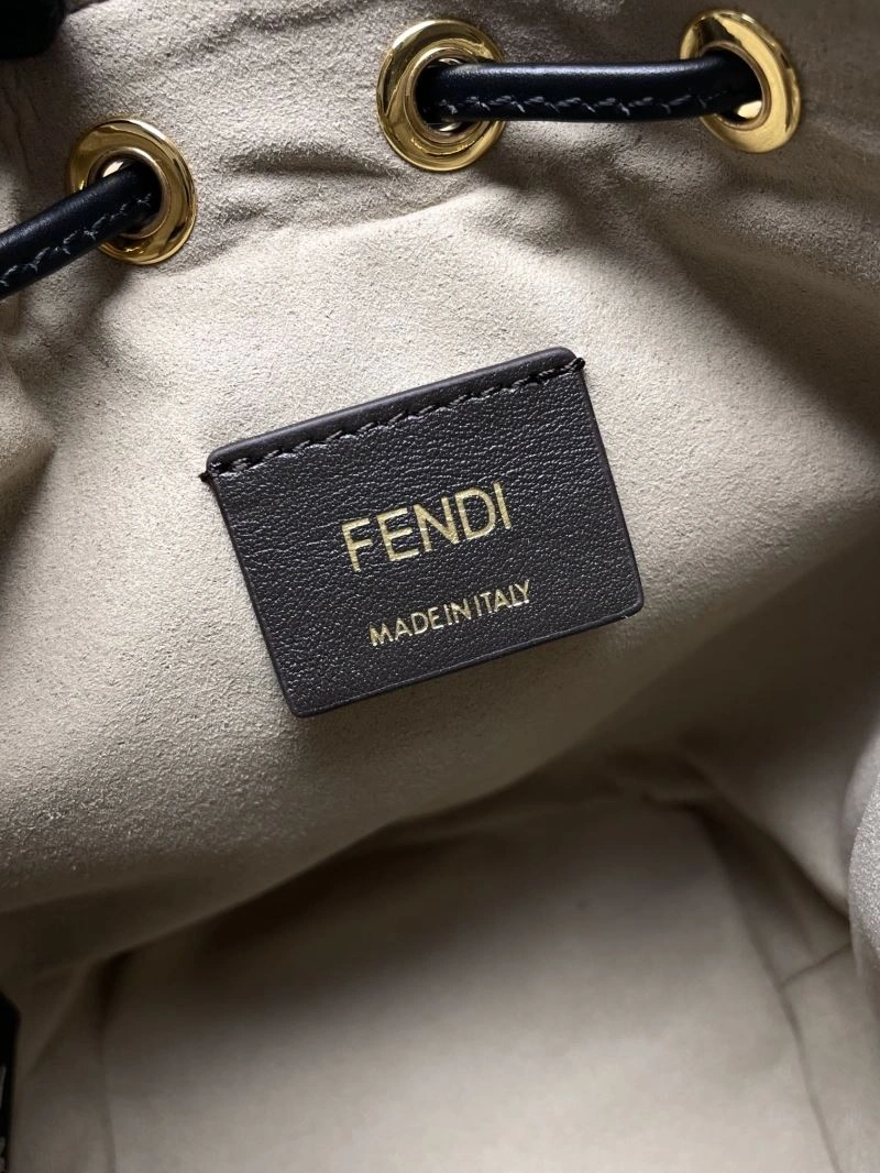 Fendi Bucket Bags Supportive 72945