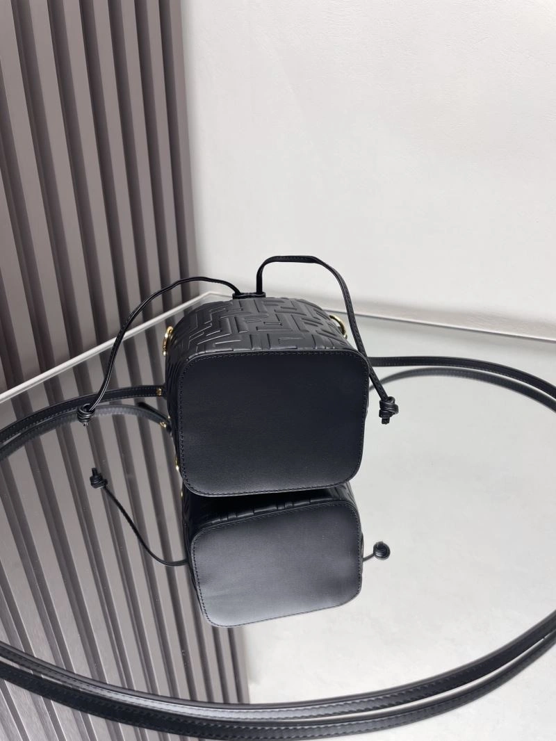 Cozy Fendi Bucket Bags 72978