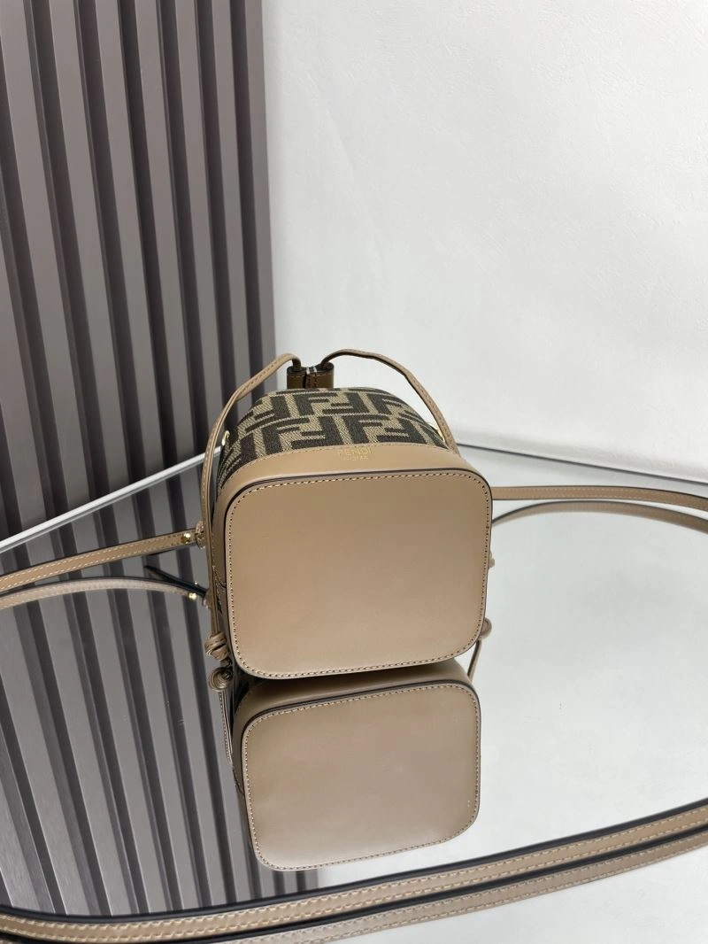 Fendi Bucket Bags Practical 72969