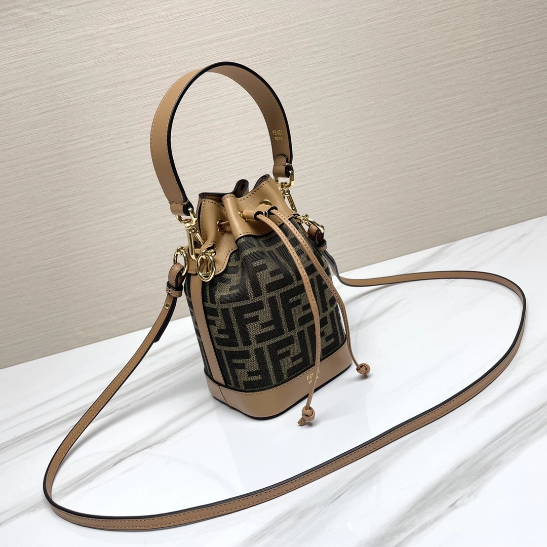 SunProtective Fendi Bucket Bags 69924
