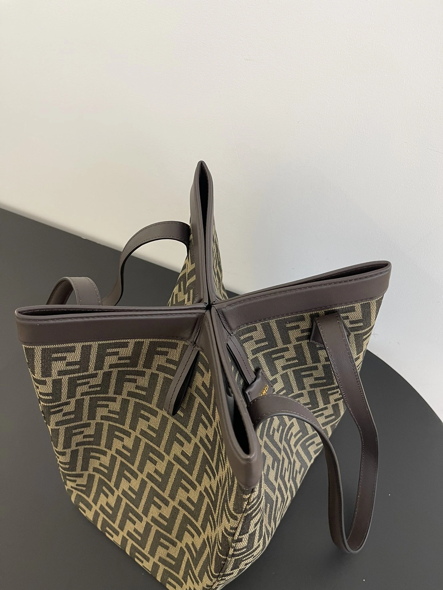 Timeless Fendi Bucket Bags 69912