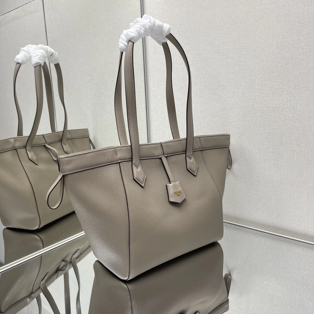 Fendi Bucket Bags SunProtective 69909