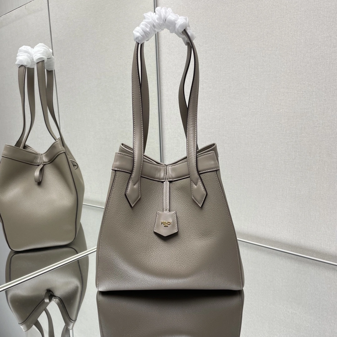 Fendi Bucket Bags SunProtective 69909