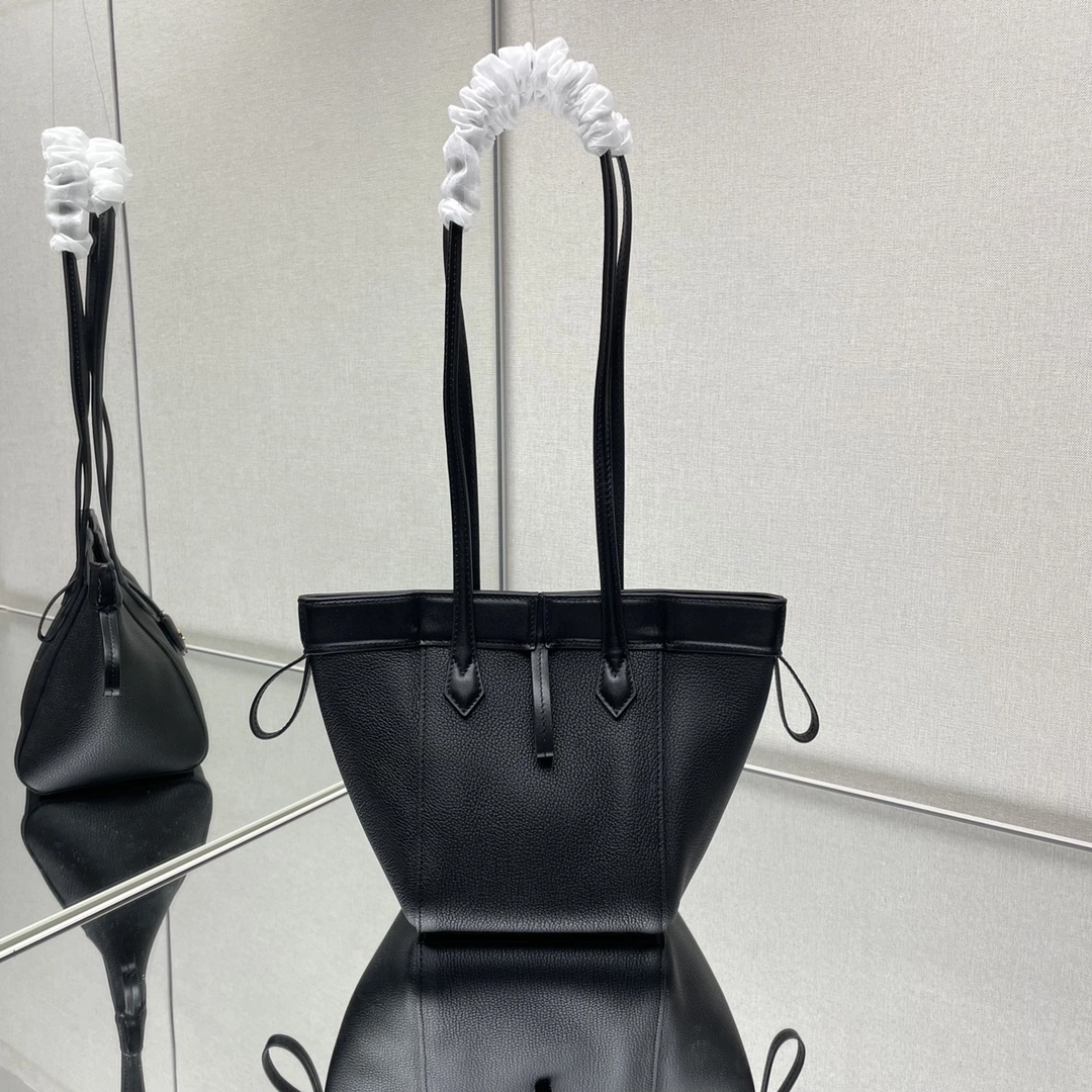 Fendi Bucket Bags SoftTouch 69913