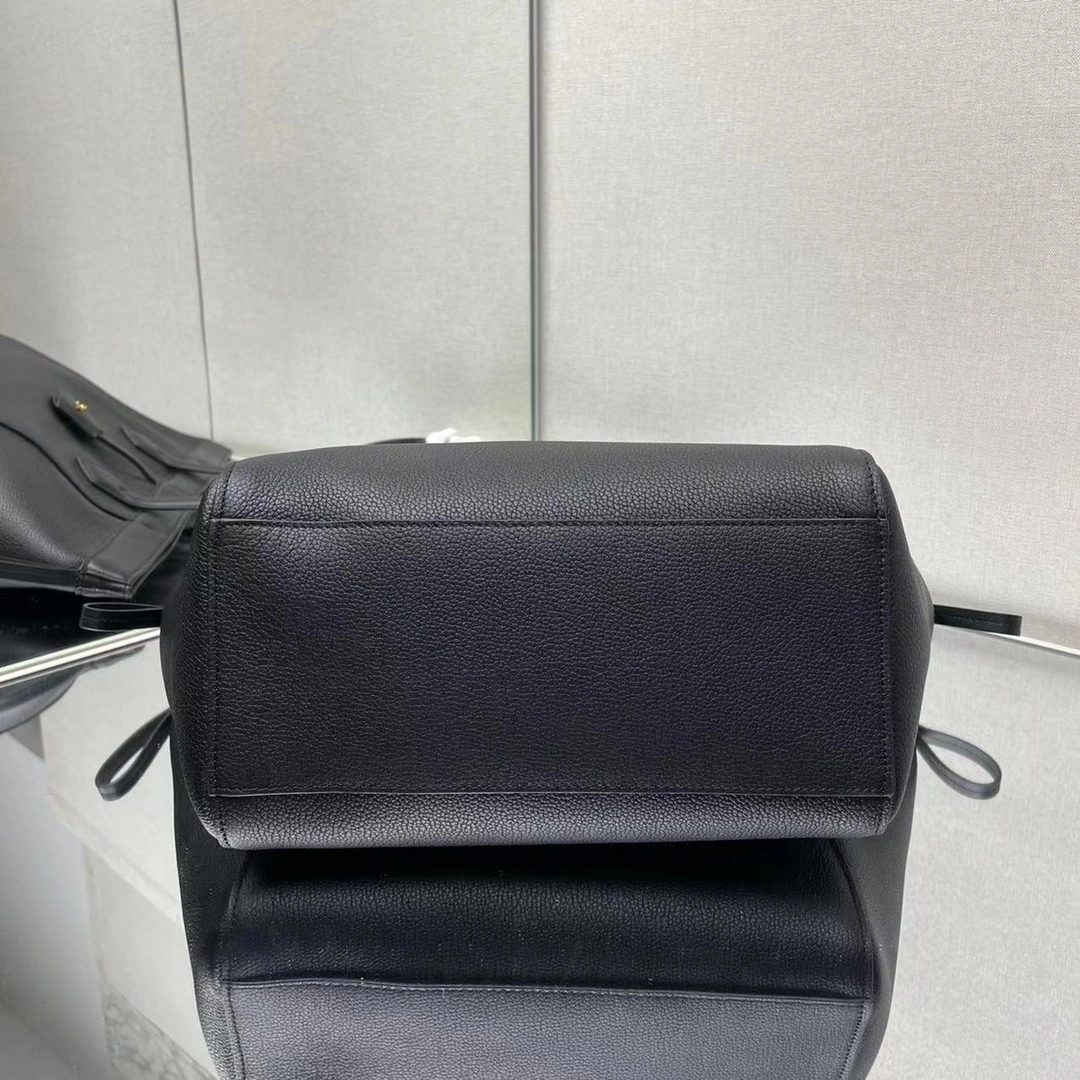 Fendi Bucket Bags Breathable 69907