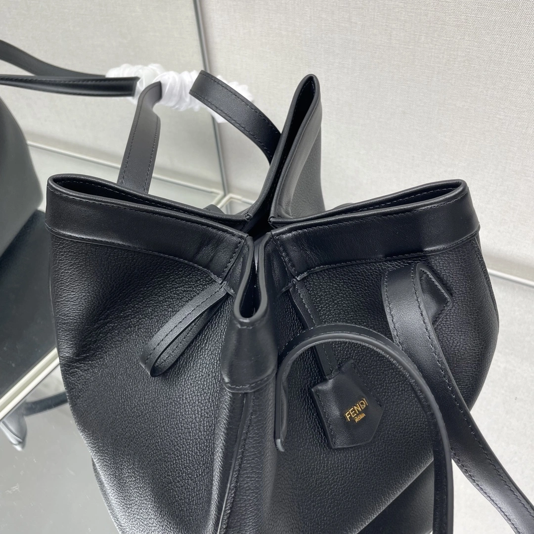 Fendi Bucket Bags Breathable 69907