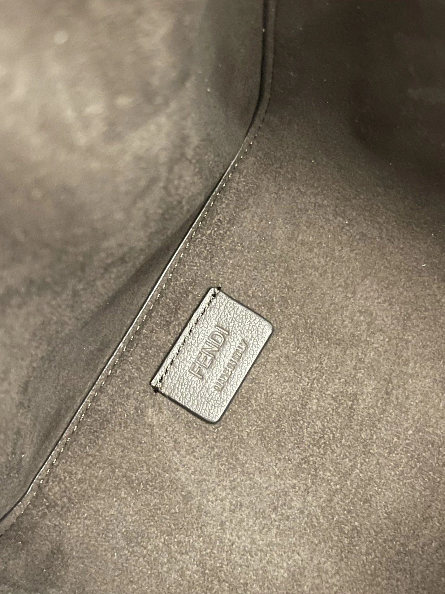 Fendi Bucket Bags WrinkleFree 69899