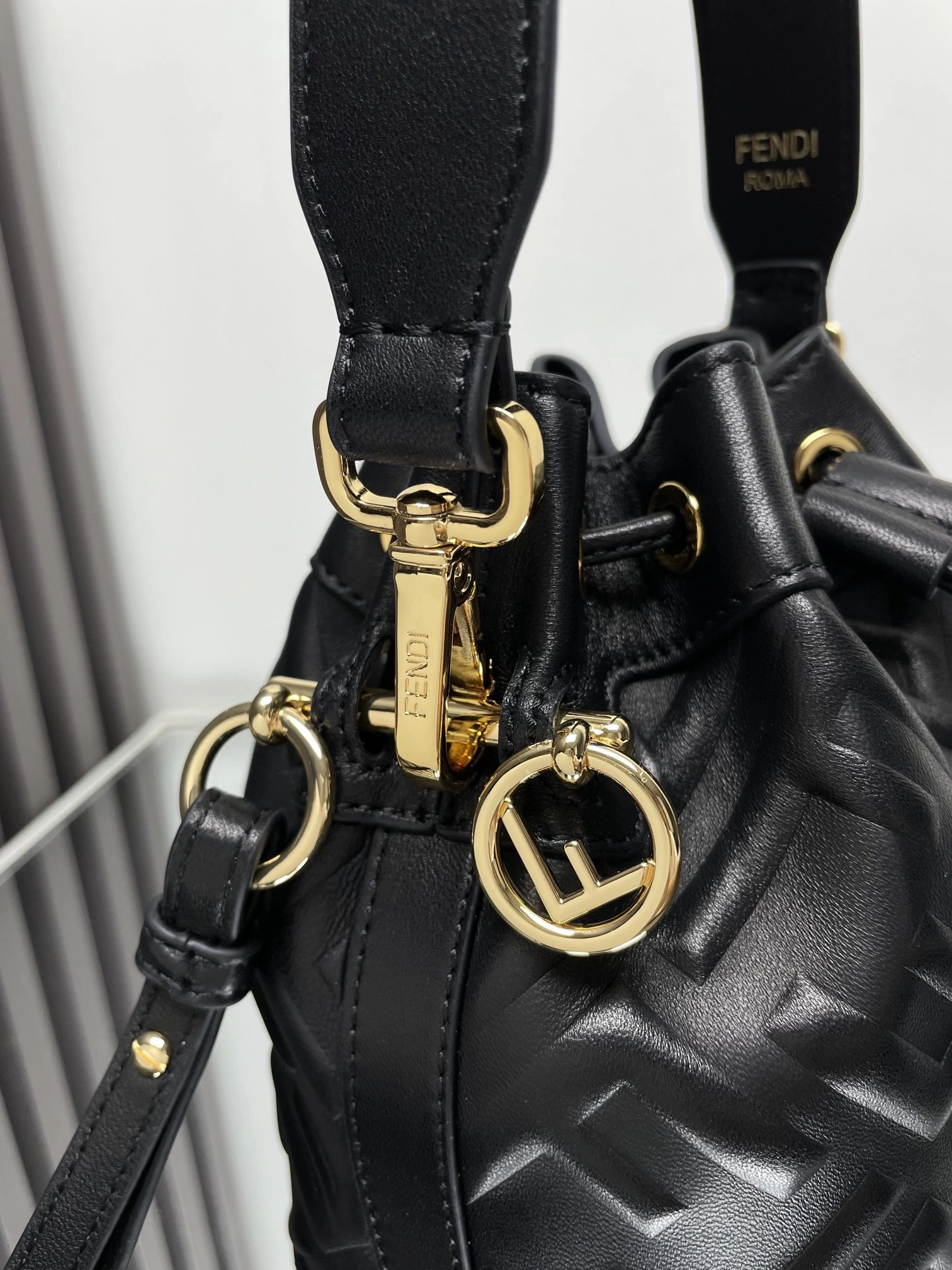 Durable Fendi Bucket Bags 69904