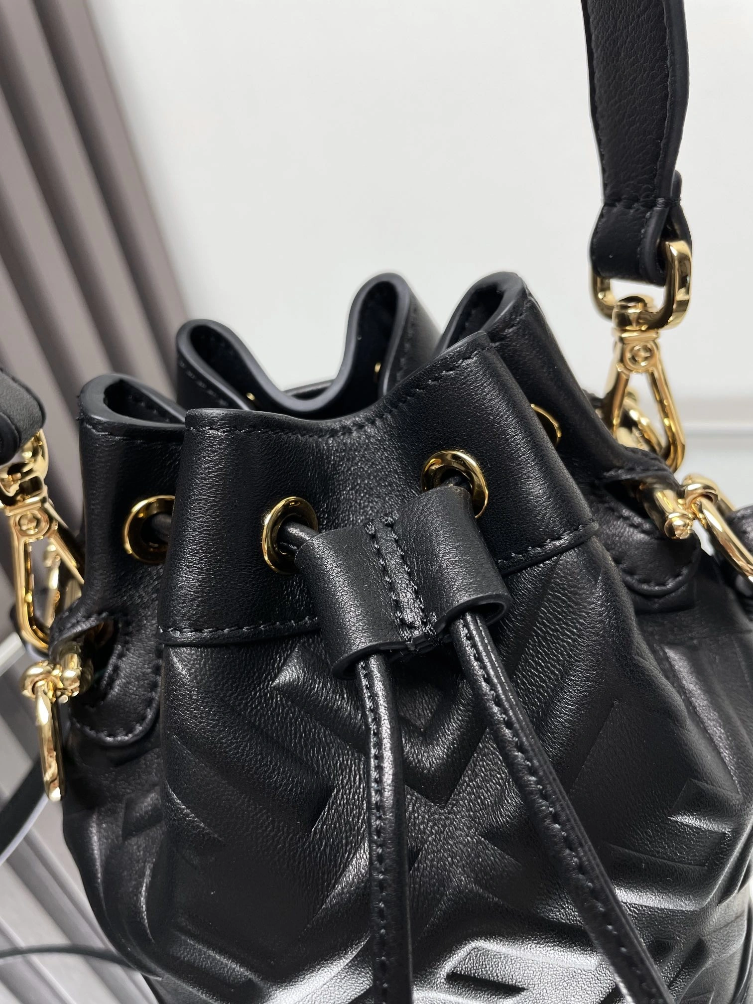 Durable Fendi Bucket Bags 69904