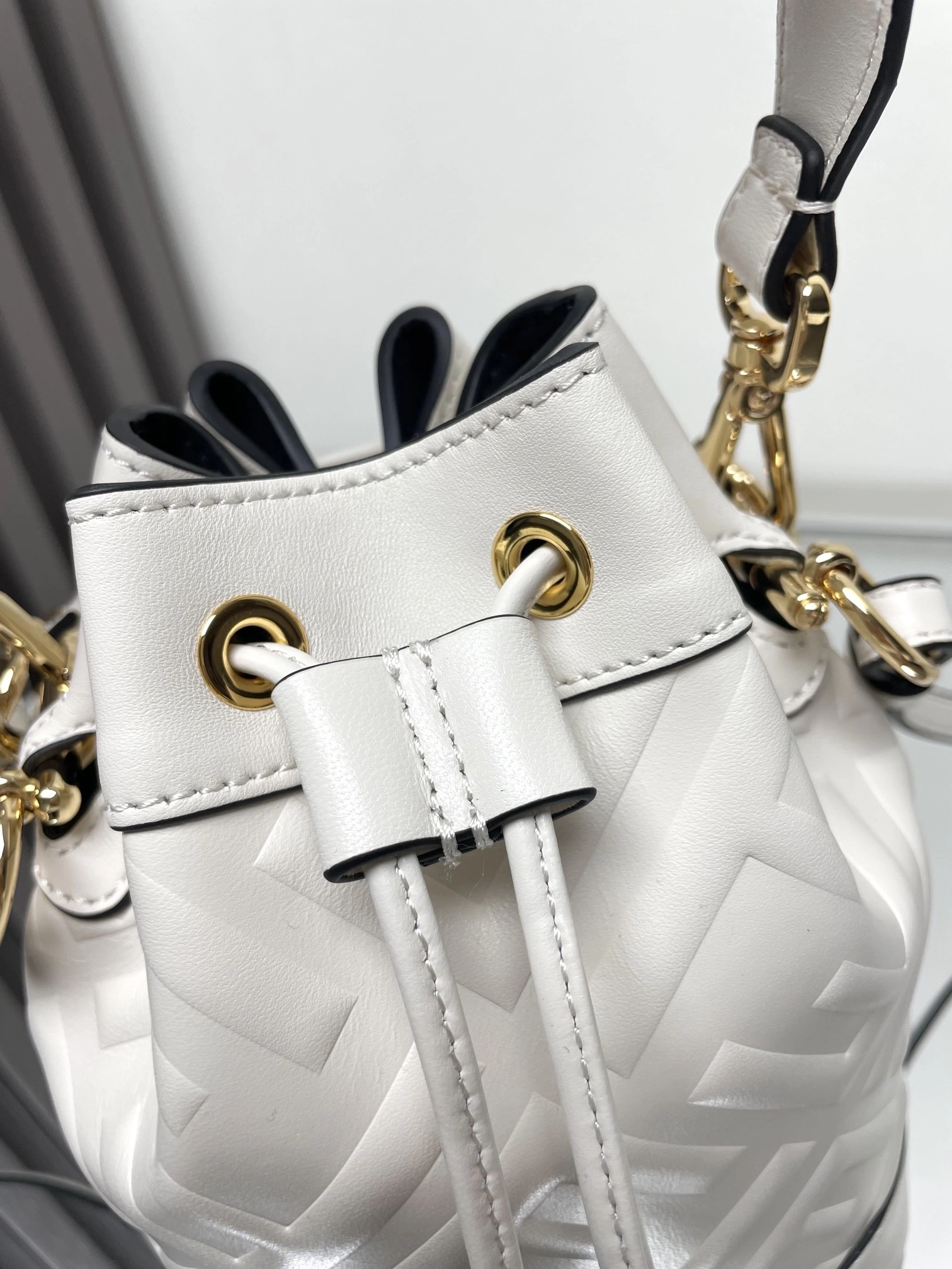 Fashionable Fendi Bucket Bags 69903